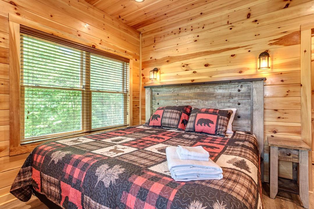 Gatlinburg Cabin With Private Hot Tub By Staycating Exterior foto