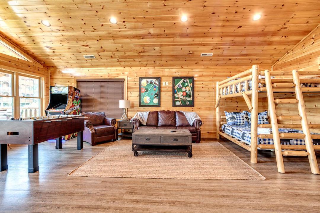 Gatlinburg Cabin With Private Hot Tub By Staycating Exterior foto